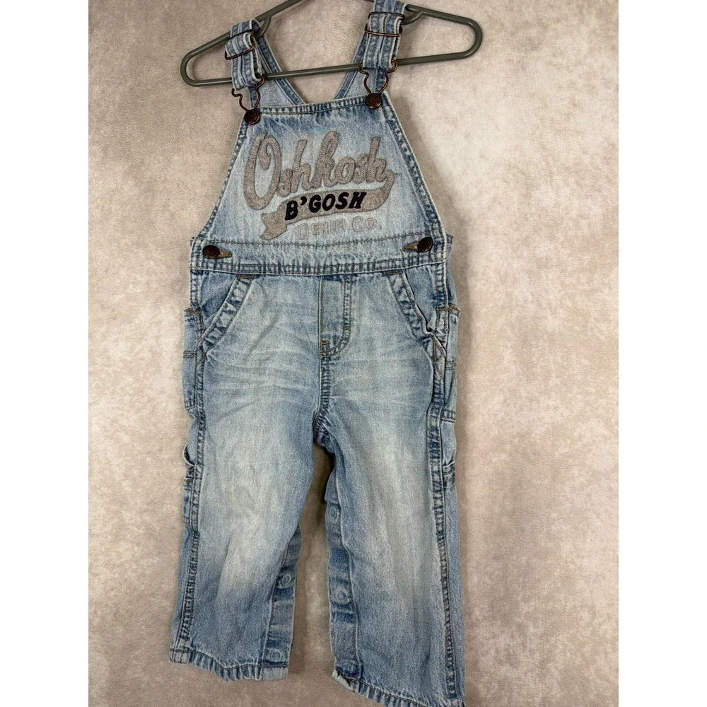 Oshkosh B'gosh Denim Overalls Light Wash Logo Patch Kids 18 Months Snap Crotch‎